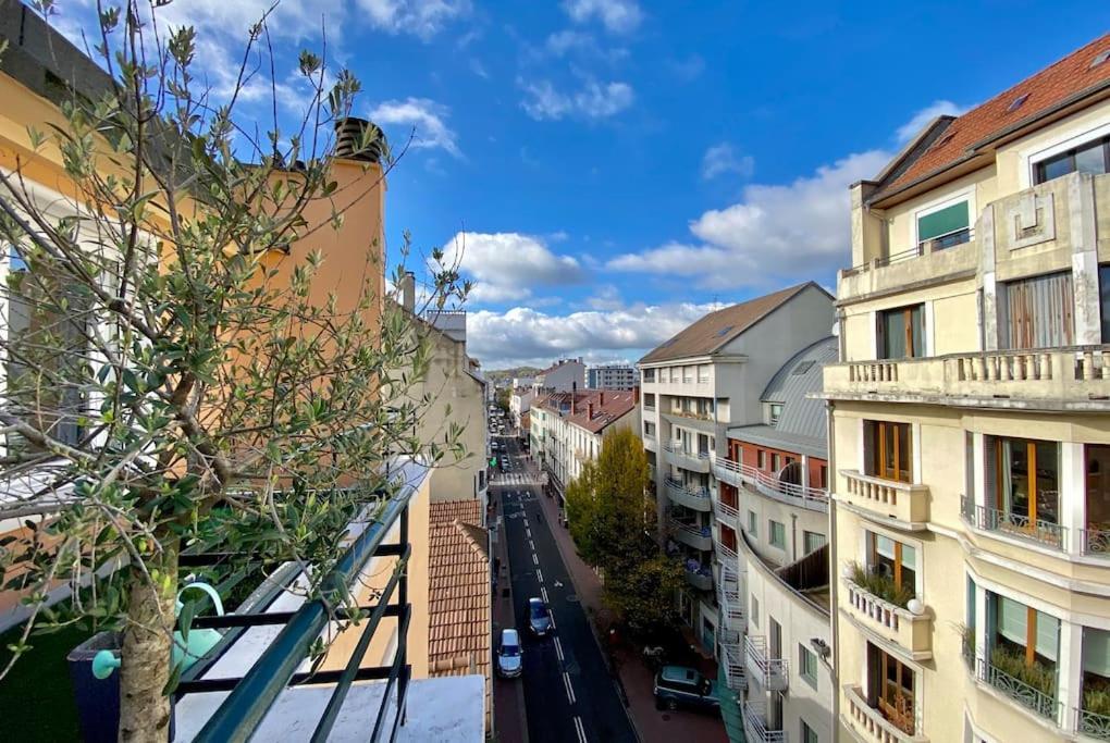 Toit-Terrasse Traversant Plein Centre 100M Du Lac Lägenhet Annecy Exteriör bild